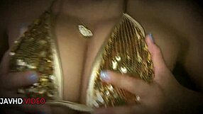 wanna see vibrator fill juri sawaki's asian pussy while fucked deep?