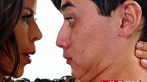 stunning milf alexis fawx wants juan el caballo's huge cock now