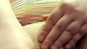 Rainbow clad joan day shakes her big bbw ass while playing solo