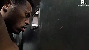 Coroa Greluda Ninfomaníaca Safada Bareback Anal Creampie BBC Brasileiro Dotado Boate Orgy Cuckold Wife