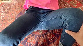 Pakcik Desi Hentam Memek Ketat Gadis Kampung Kreampie Dah Dalam!