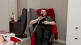 Finally the tiktok guy noticed us and now we're covered in cum after sloppy threesome fun