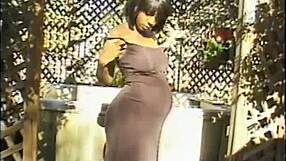 Barefoot Pregnant Ebony Rides Monster Cock