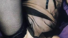 i luv fuckin that graceful slim milf in fishnets