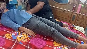 restaurant fun with busty bangla babe 💦🍑