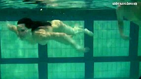 ivetta katka barbara dive into hot underwater pussy play