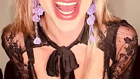 paloma veiga wakes up craving her throbbing trans cock