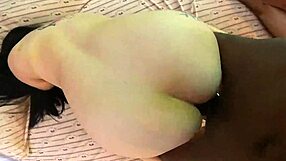 Corno Tengok Isteri Cuba Batang Hitam Besar Bontot Besar Merintih Kuat