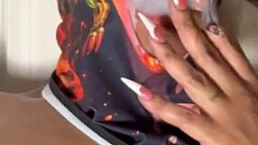 wanna see me rub my dripping wet pussy close up till i squirt on movie night?