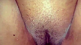 Check Out This Big Ass Gordinha's Juicy Curves Bouncing!