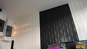 sexydea shakes big ass with anal plug on live webcam twerking fat tits