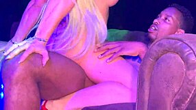 carla boom moans as jesus reyes fucks her big ass pussy in live hospital show