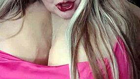 Susi's huge boobs bounce sucking fucking BBC toy