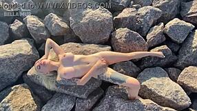 Curvy Blonde Exhibitionist Fingers Clit to Orgasm on Crowded Public Beach
