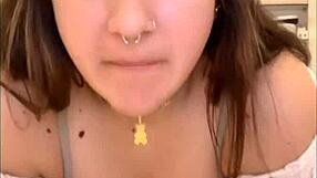 Española 23 años skirt upskirt descuido flashes her voyeur tease!