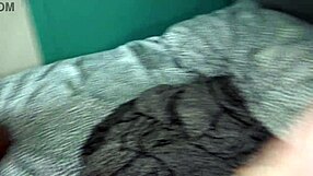 wanna watch me finger pussy before heading to work?