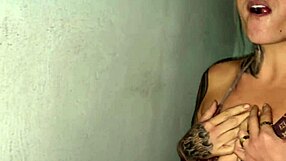 street pussy licking blowjob on natural tits outdoor public