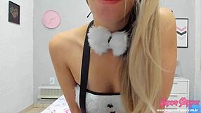 plug anal funk joi has her begging for hot cumshot!