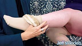 yo chubby bella bendz take this granny strapon deep in your fat ass