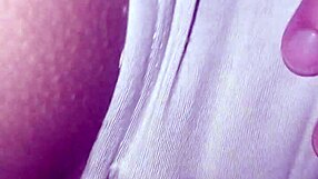 Amateur Latina Bisexuals Fuck in Horny Stepsister's Bedroom