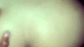 Stepsister's juicy pussy filled before mouth cumshot