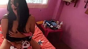 Solo amateur babe masturbates hot in bedroom after tiktok