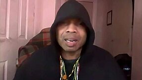 mr cunnilingus spills real dirt on pornstars better than tmz youtube combined