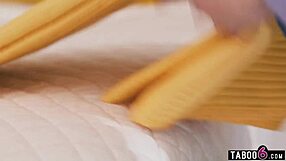 Wow Scarlett Alexis Pounds Anna Claire Clouds Strapon Hard!