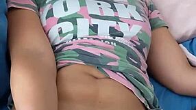 Pinay babe grinds pussy deep on her thickest dildo toy