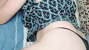 sensual homemade babe shows big natural tits softly