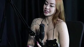 Ménage Feminino With Thaisa Redvelvet Multiple Orgasms Foot Sucking