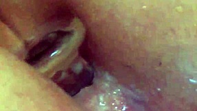 ANAl PLUG STUFFS FAT ASS WHILE VIBRATOR HITS G-SPOT!