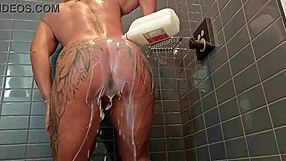 i fuck muscular milf's big tits ass rimmed in milk bath