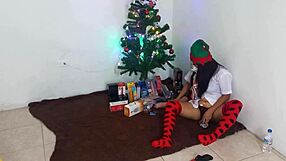 Mature Student Masturbates Clit With Dildo Christmas Slut