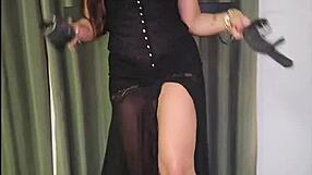 Cadeira Erótica Hidromassagem with Plug Anal - Pamela Pantera Cums Hard