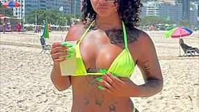 Young Stepdaughter's Big Ass Takes First Anal Facial