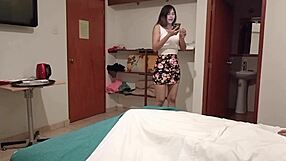 ohh friend's novia candyboom blows my dick n pussy ride!!