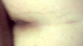 This sexy milf chick spreads wide craving endless hardcore fucking sessions