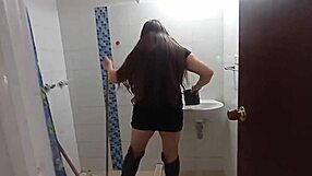 I fucked my Latina stepmom's ass!