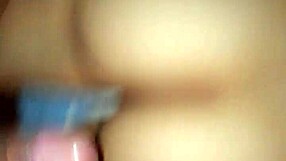 peruvian universitaria tempts with creamy leche all over body