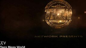 TATTOOED BABE FINGERS SHAVED PUSSY FOR SOLO HIGH!