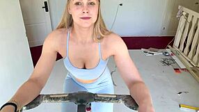 amateur slut orgasms rough anal assfucking