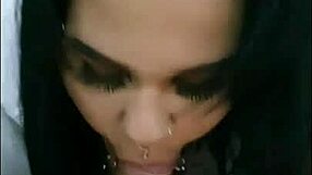 Dirty Street Putaria Ass Shaking Teasing Big Ass BBW Chubby Pussy Spread!