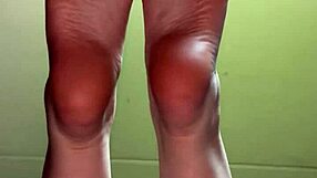 White Girl's Soft Soles and Toes Tease for Quick Cash Show