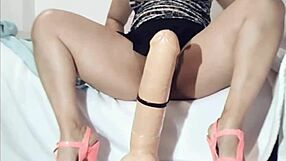 wanna see this huge dildo wreck my big pussy?