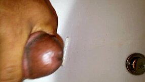 i love watching that thick cum drip off the cock