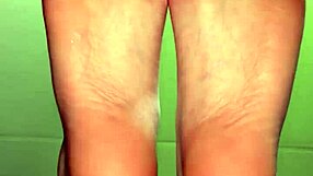 White Girl's Soft Soles and Toes Tease for Quick Cash Show