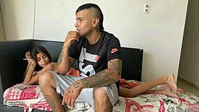 me encanta follar duro con mi hermanastro en casa sola!