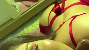 Esse safado me fez engasgar no pau dele e depois me comeu gozando na boca!