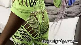 Bang Horny Neighbor Vera Pussy in Doggystyle!